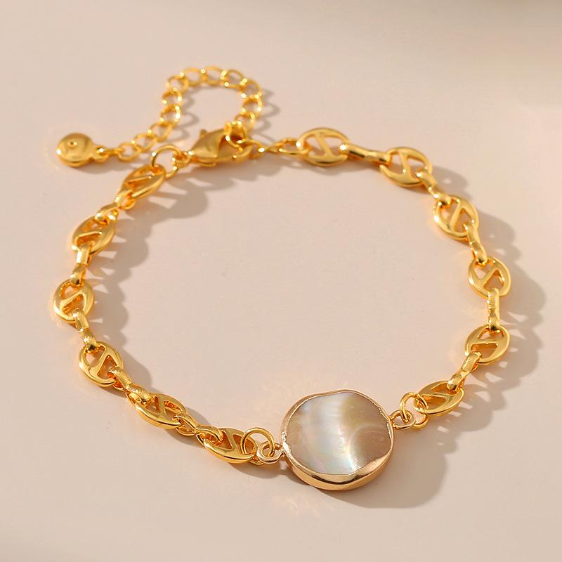 Women 18k Gold Plated Irregular Shell Bead Pig Nose Design Chain Bracelet
