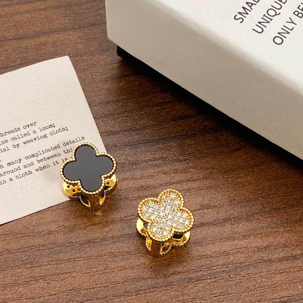 

Трендовые серьги Счастливый цветок вперед и назад Французская мода Высокая мода Серьги Четырехлистный клевер