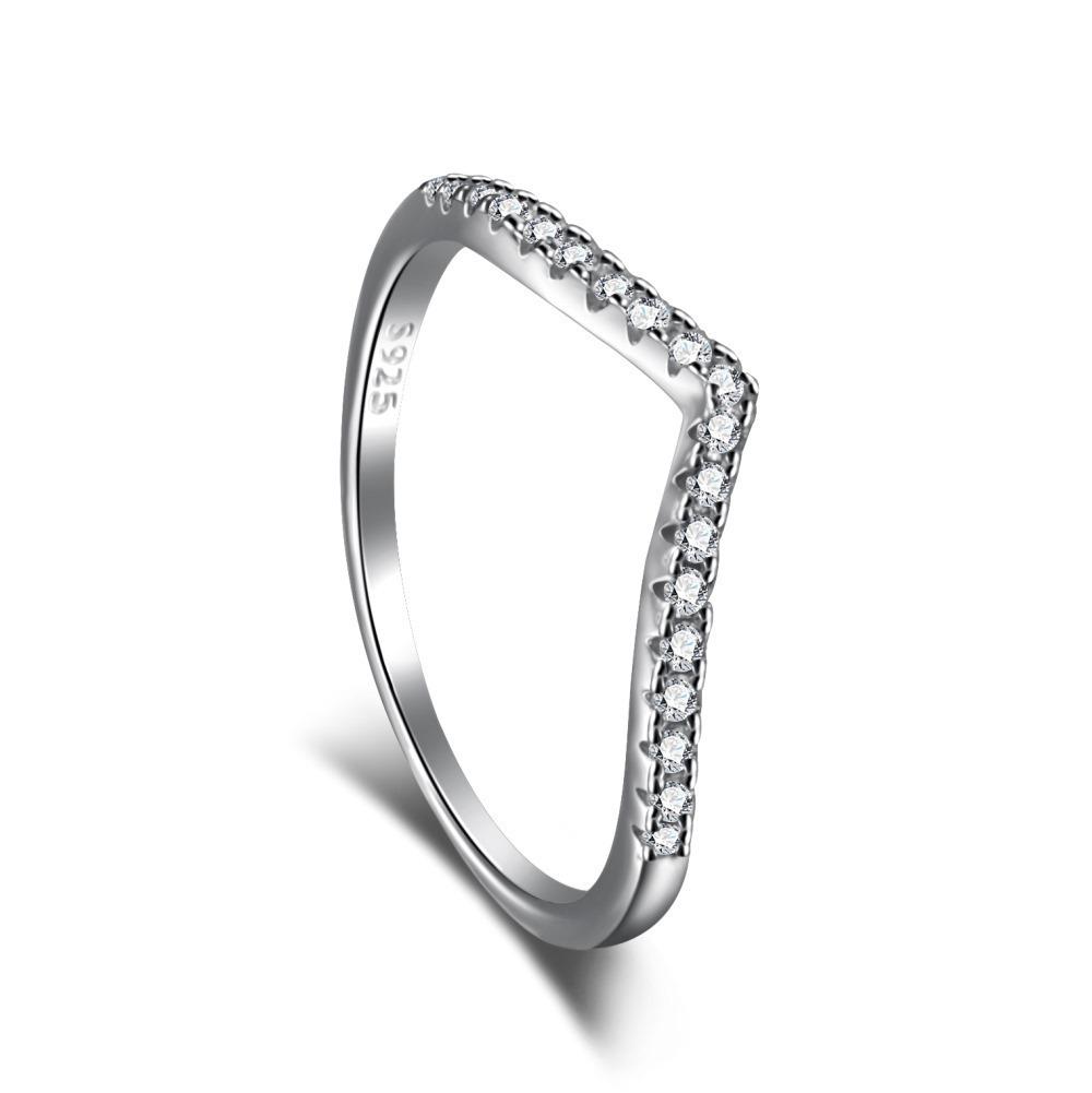 

Korean-Style S925 Sterling Silver Zircon Heart Ring for Women - Trendy & Unique Design. Size 7