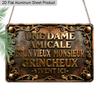 2D Flat 1pc 12"x8" Retro French Quote Aluminium Wall Art - "UNE DAME AMICALE ET UN VIEUX MONSIEUR GRINCHEUX VIVENT ICI" Design, Vintage Home Decor