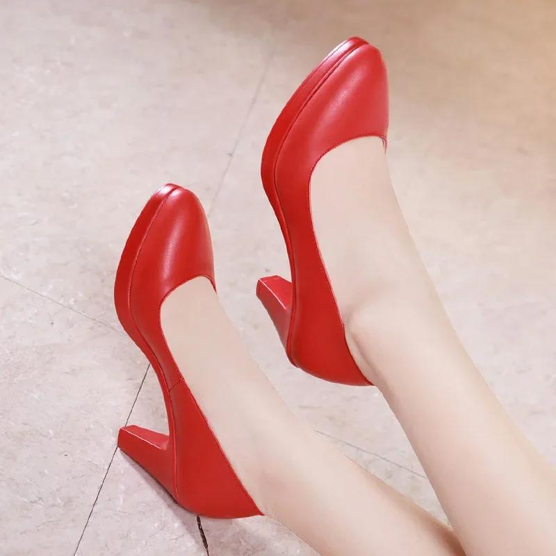 Small Size 32-43 Shallow Block Medium Heels White Red Wedding Shoes 2025 Soft Leather Platform Pumps for Work Court Mother