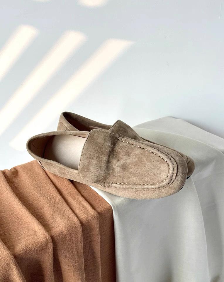 Sheepskin version~ British old money wind lazy person one pedal deep mouth loafers women's autumn and winter round head flat shoes single shoes