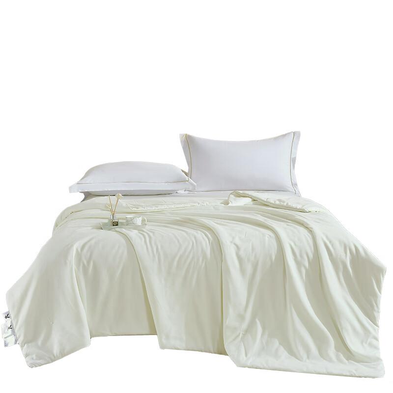 PLAYBOY Waffle Jacquard All-Season Soybean Fiber Quilt