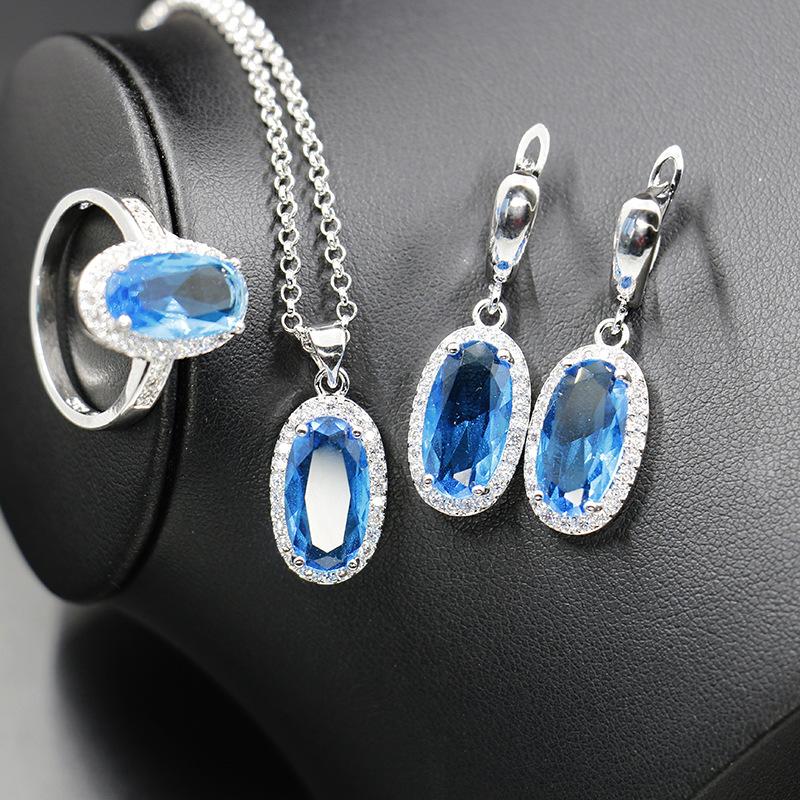 The New Oval Zircon Necklace Earrings and Ring Three Piece Set Is Fashionable and Light Luxury