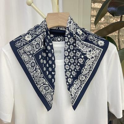 Nouveau Foulard Carré Petit Polyvalent à Blocs de Couleurs Fleur de Cajou Haut de Gamme Printemps et Été Style Fin Foulard Version Coréenne Foulard pour Femme