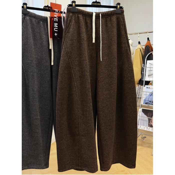 

Plus Size 200 Jin Versatile Winter Pants for Women - Thick Velvet, Casual Style 2X-Large коричневый