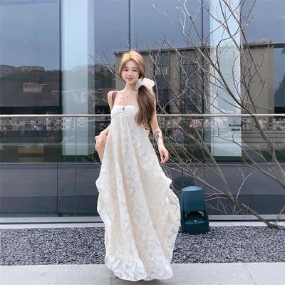 Französisches Neckholder-Maxikleid mit Rückenausschnitt - Sommer-Strand-Stil, Lockere A-Linien-Passform, Elegantes und Luftiges Design