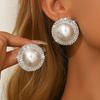 Fashionable Geometric Round Pearl Earrings with Luxurious and High-end Feel, Inlaid with Rhinestones, Elegant Earrings for Women