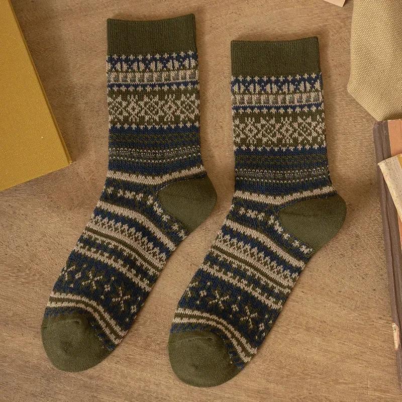 Herrensocken Herbst Winter Mode Retro Geometrische Muster Mittelhohe Socken Herren Japanische Mode Ethnisch Vintage Lange Socken