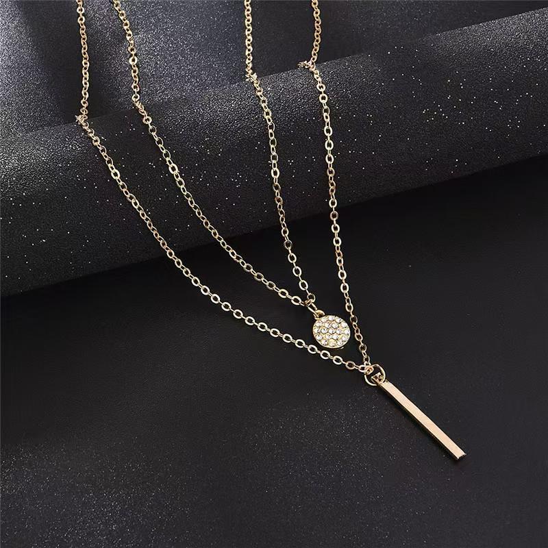 Star & Moon Multi-Layer Alloy Necklace - Hip-Hop Style Portrait Clavicle Chain