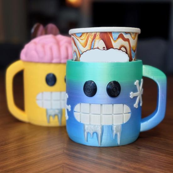 Smile Face Ice Cream Cup Holder Reusable Insulated Ice Cream Pint Sleeve 16oz Novelty Ice Cream Accessory