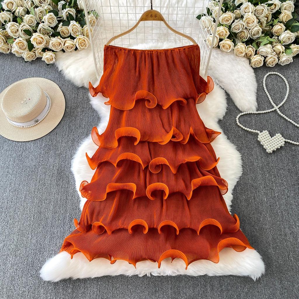 Niche popular fashion pleated shoulder dress women's vacation design thin fluffy ruffle edge skirt