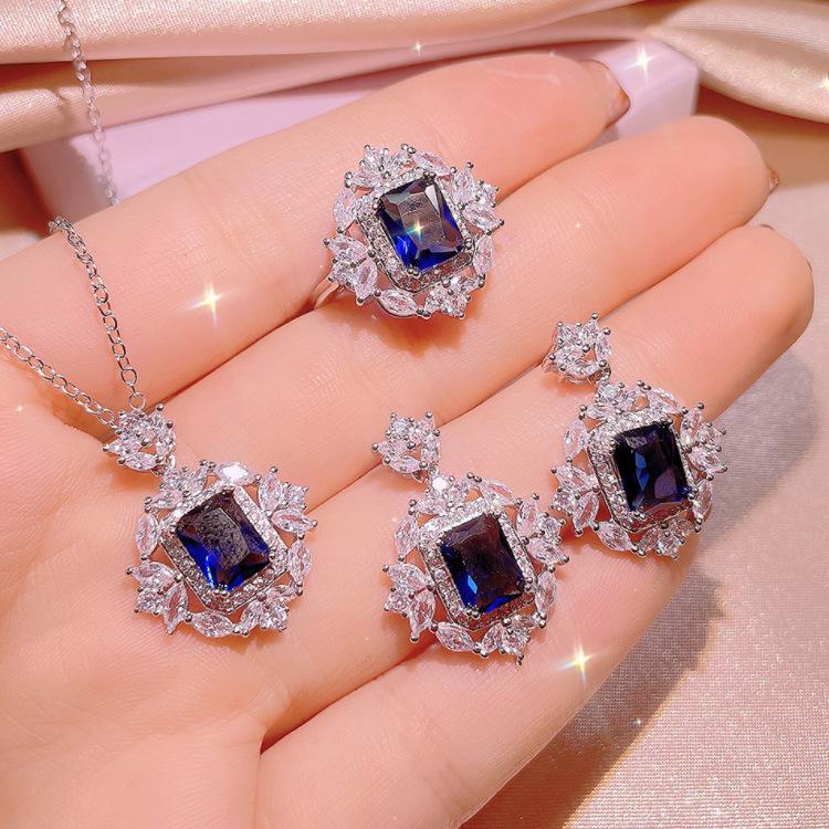 Color Treasure Necklace Female Simulation Emerald Pendant Emerald Ring Three-Piece Jewelry Set