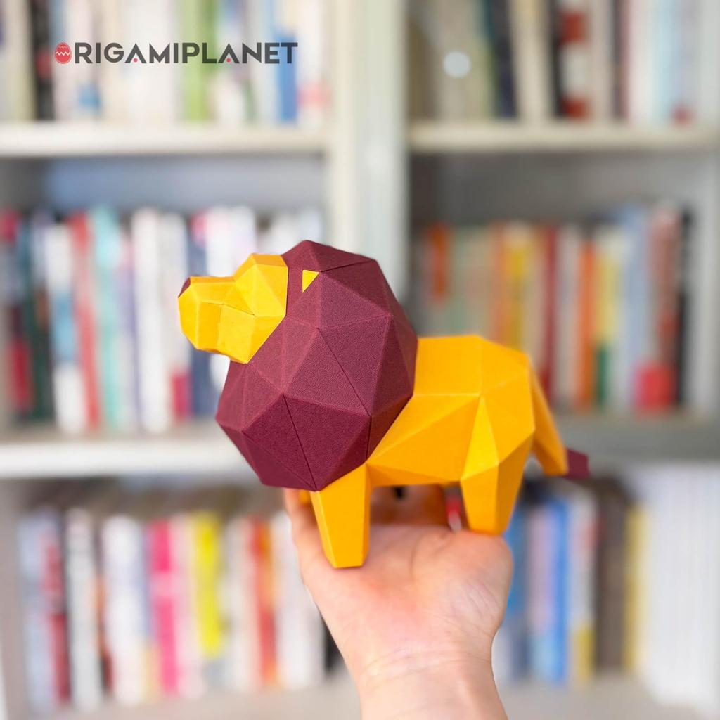 ORIGAMIPLANET Lion Origami Paper Craft 3D Paper Sculpture for Home Creative Handmade Paper Unique DIY Animal Model Paper Craft Gift for Teens Adults