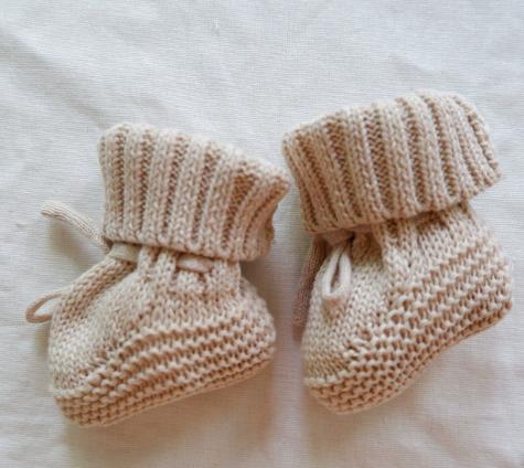 Birthday Footwear for Toddler Girls Baby Booties Sock Shoes Hand Knitting Crochet Boy and Girl Cozy Shoes for 0 To 12 Months