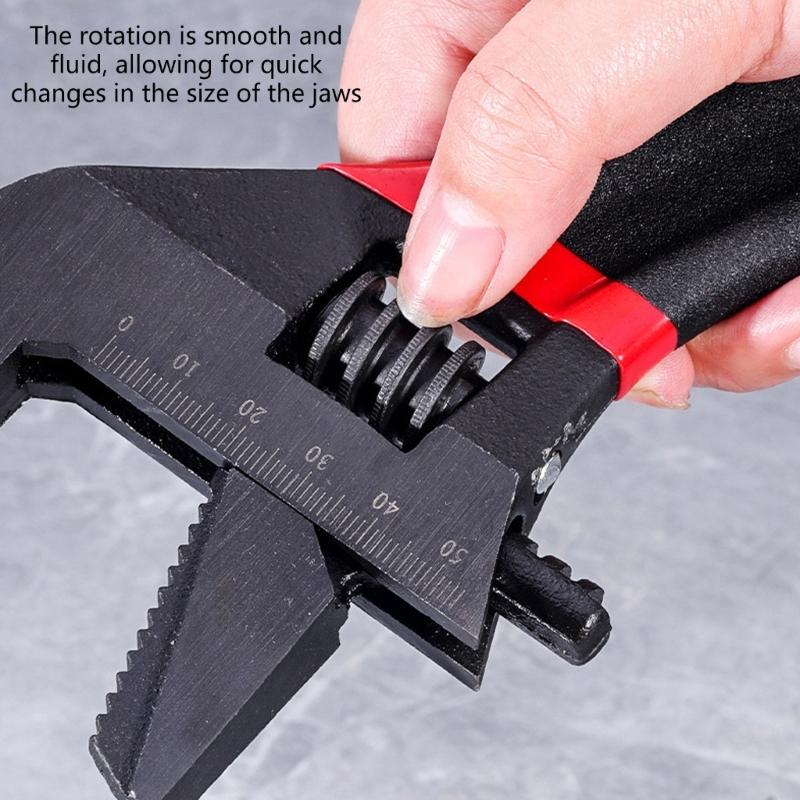 Sturdy Alloy Steel Plumbing Wrench With Large Opening Short Handle Spanner For Efficient Bathroom Installation Tasks