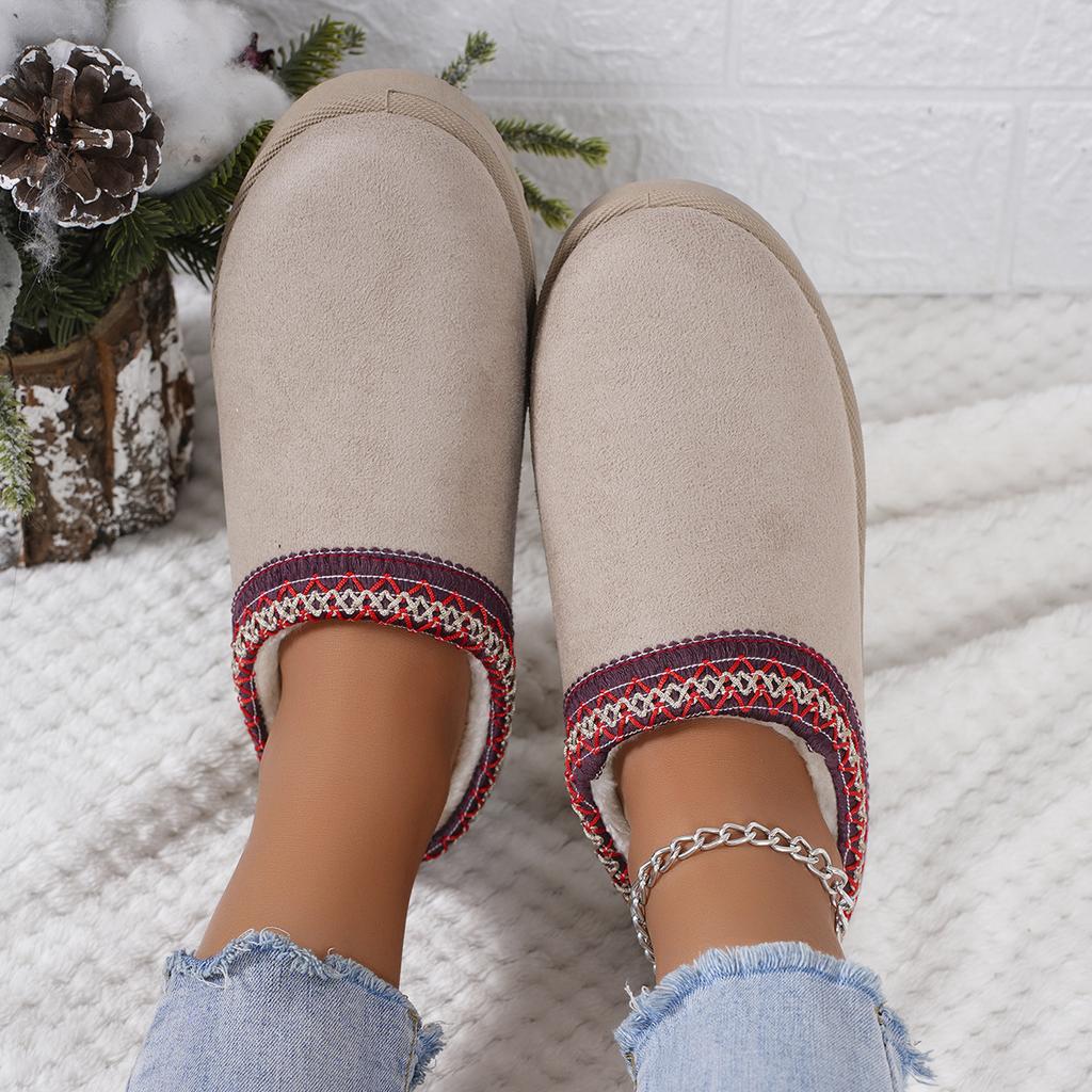 Foreign Trade Large Size Women's Autumn and Winter New Lace Ethnic Style Fashion Snow Boots Women's Shoes Half-drag Cotton Shoes Thickened Plush