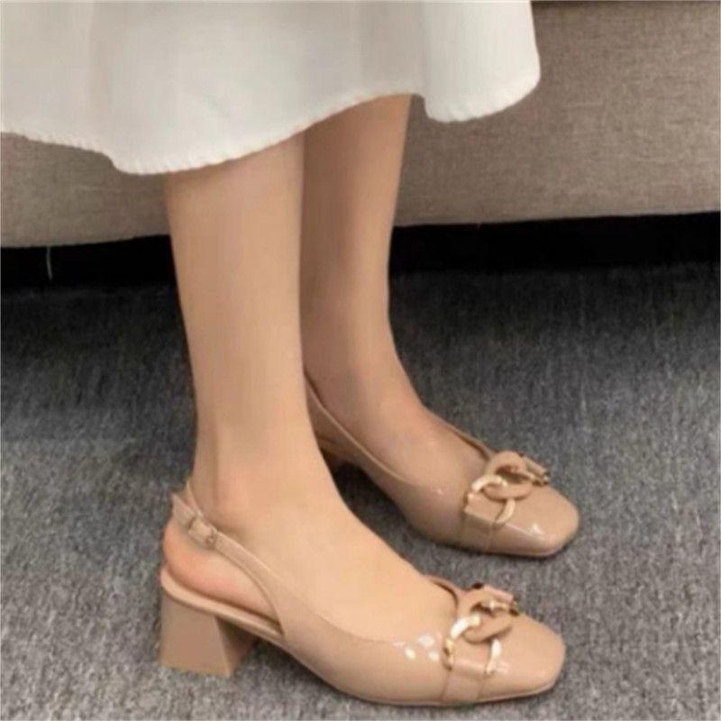 Foreign style fairy style square head female shoes 2025 summer new fashion versatile niche design sense bag head sandals female