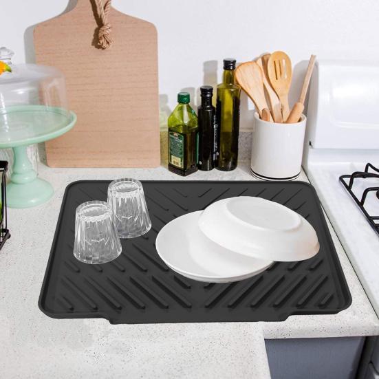Silicone Drain Mat Kitchen Sink Slope Design Heat-Resistant Drain Pad Cookware Drying Tray Air Circulation Drain Mat