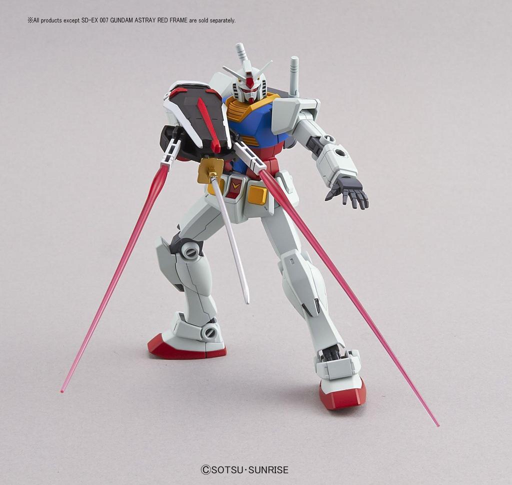 SD Gundam EX Standard 007 Mobile Suit Gundam SEED Astray Astray Red Frame Vorgefärbtes Kunststoffmodell
