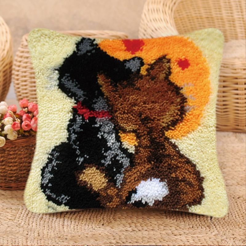Cartoon Embroidery Latch Hook Kit Seat Cushion Carpet Pillow Latch Hook Rug Kit Smyrna Package Button Pad Package DIY Decorative