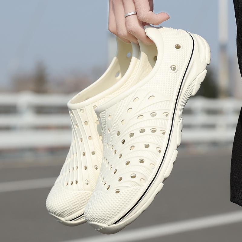 New Men's Summer Hollow Out Breathable Beach Sandals Casual Outdoor Slippers Male Water Sandals Men Flip Flops 2025 Clogs Slieds