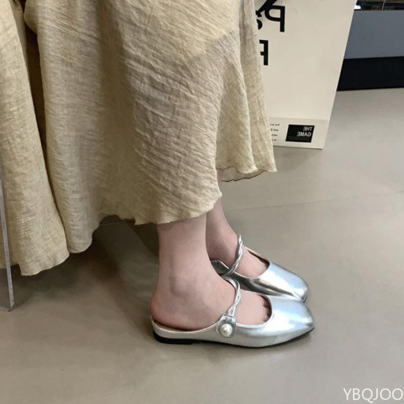 

Модные женские шлепанцы в французском стиле баотоу с новым неглубоким вырезом и каблуком, подходящие для ношения на плоской подошве, роскошные шлепанцы 40 серебряный