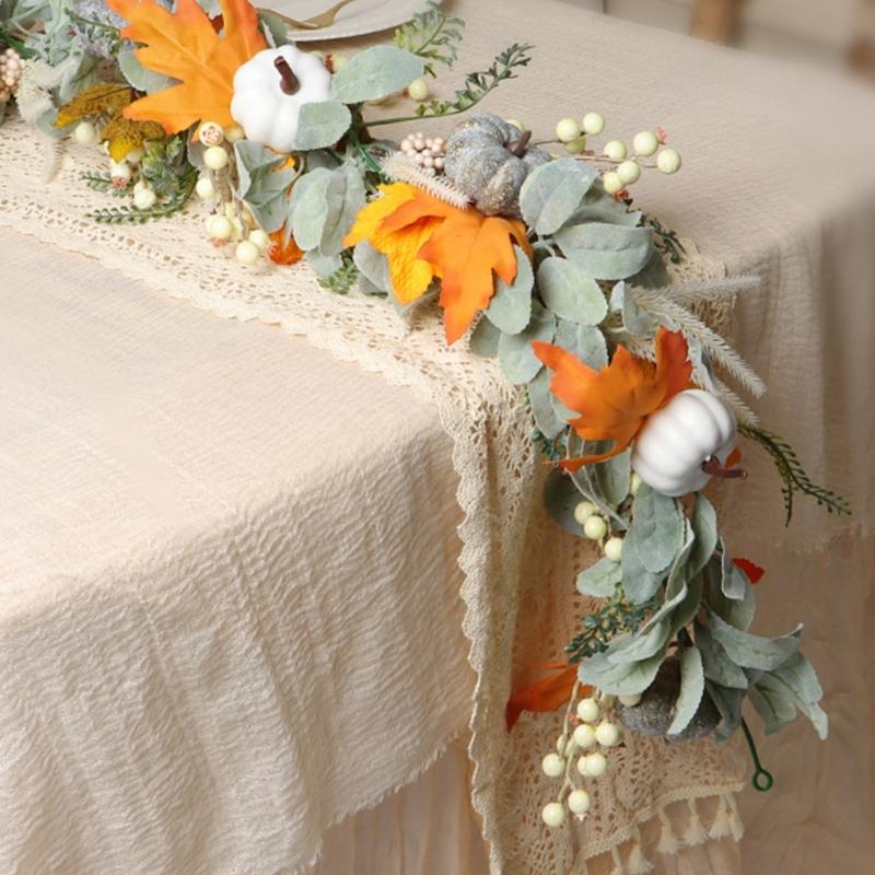 Durable Faux Maples Vine Wreath With Realistic Silk Leaves For Whole Year Wall Door Window Decoration