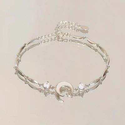 Elegant Ice Stars & Moon Bracelet for Women: Luxurious, Exquisite, and Versatile Accessory for Any Occasion