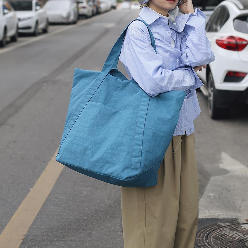 Einkaufstasche aus Nylon mit großem Fassungsvermögen  tragbare Kleidung zum Ausgehen  Reisen  Yoga  Einzelschultertasche  einfarbig  Damentasche