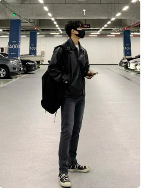 Men's Black Leather Pilot Jacket - Spring/Autumn Trendy Retro Motorcycle Style