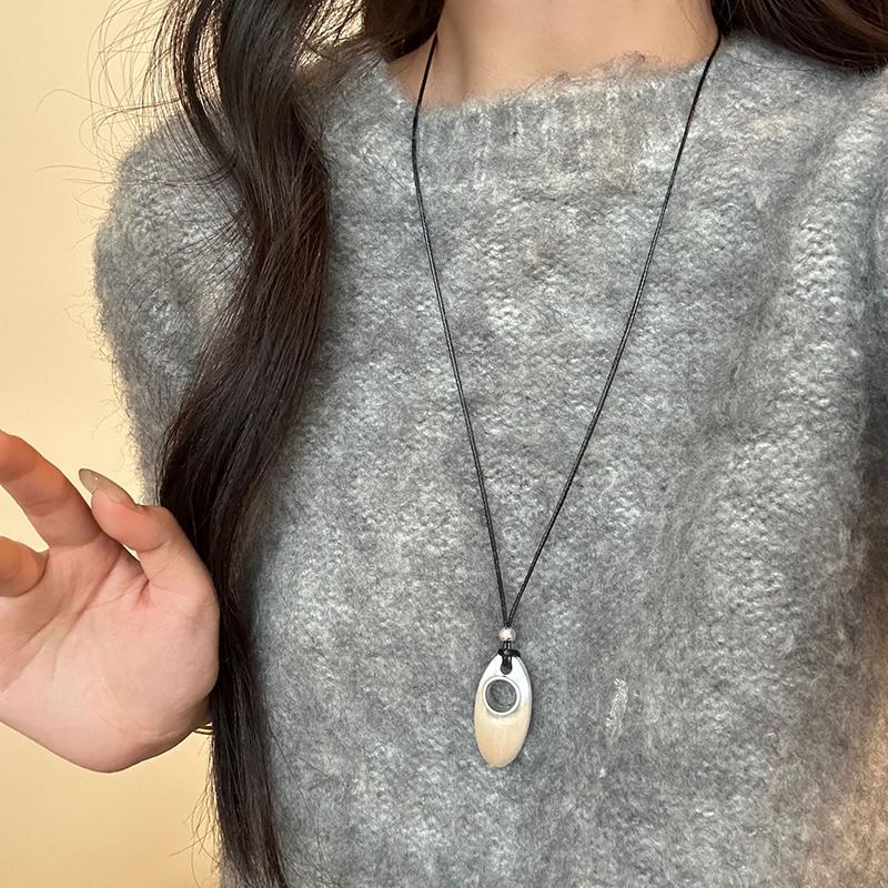 1Pcs Adjustable Long Wax Rope Sweater Chain Korean Multicolor Enamel Hollow Out Water Drop Pendant Necklaces For Women