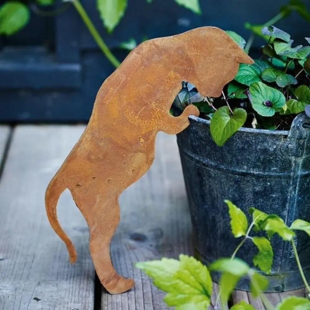 Rusty Finish Dog Pot Hugger Decor Vintage Cat Lawn Ornament Animal Planter Hugger  Courtyard