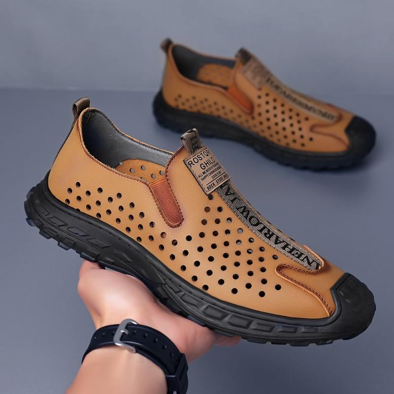 Fashion Fashion British Style Retro Hollowed-out Leather Men's Shoes Designer New Soft Sole Outdoor Beach Male Sandals Casual Man Shoes