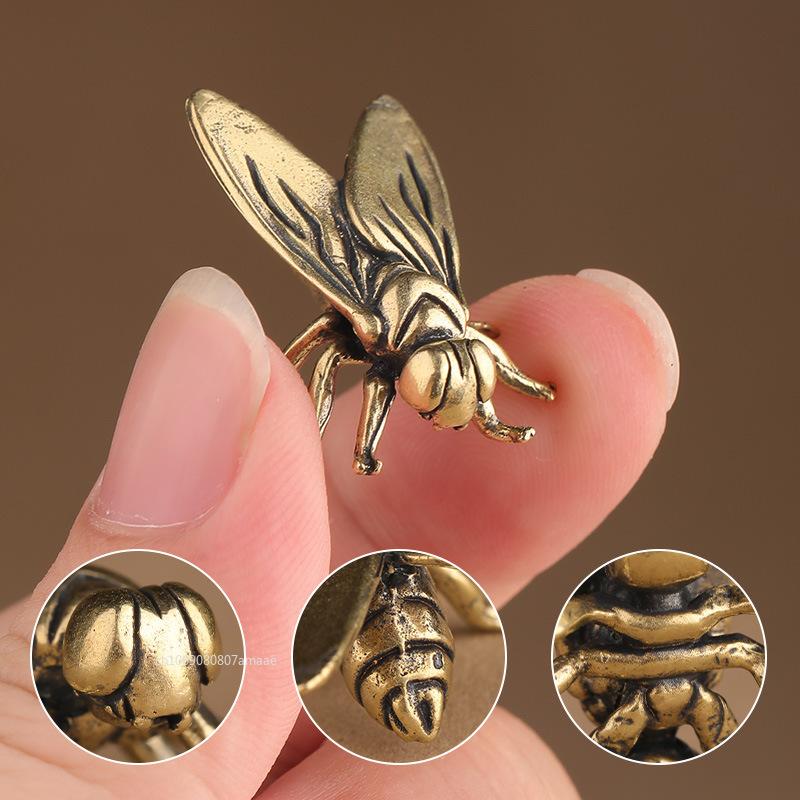 Retro Brass Fly Insect Ornament Miniature Statue Vintage Craft Tea Pet Insects Animal Figurine Home Desktop Decoration