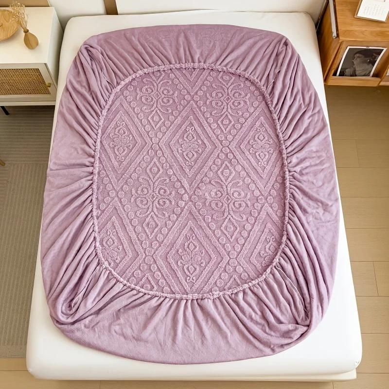 Coral Velvet Bedsheet Bedspread Milk Velvet Mattress Protective Cover Winter Plush Insulation Bedspread Single Queen King Size