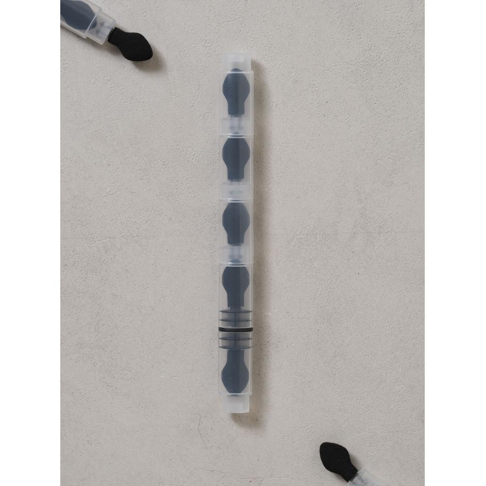 

Daiso 5 Speed Sponge Tip Eyeshadow Brush