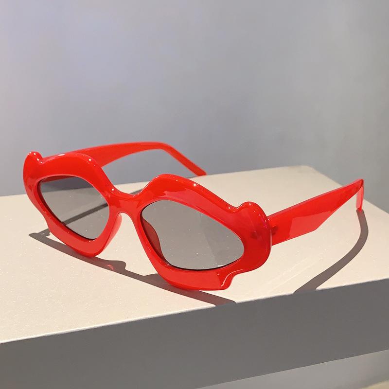 Non-polarized Vintage Flower Women Sunglasses New Stylish Irregular Shape Gradient Shades Trendy Luxury Brand Design Party Eyewear