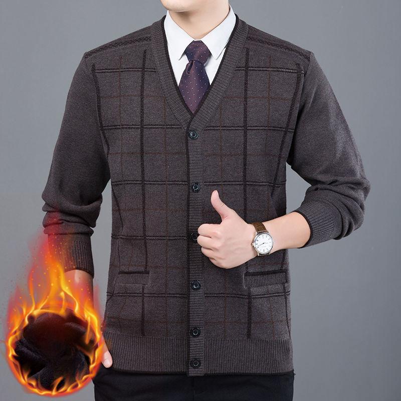 Middle-aged and Elderly Men's Winter Sweater Cardigan Dad's Velvet Thickened Wool Sweater 60 Elderly Men's Knitted Jacket