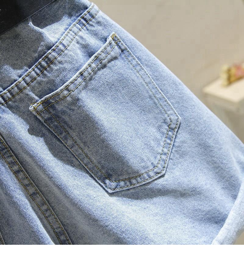 Women's Petite High-Waist Denim Shorts - Loose Fit, Versatile A-Line with Rolled Hem