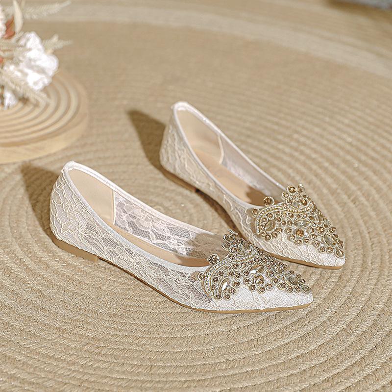 Mode Hochzeitsschuhe Damen 2025 Sommer Neu Spitze Aushöhlen Atmungsaktiv Damen Schuhe Flach Hochzeit Brautschuhe Große Größe 35-43