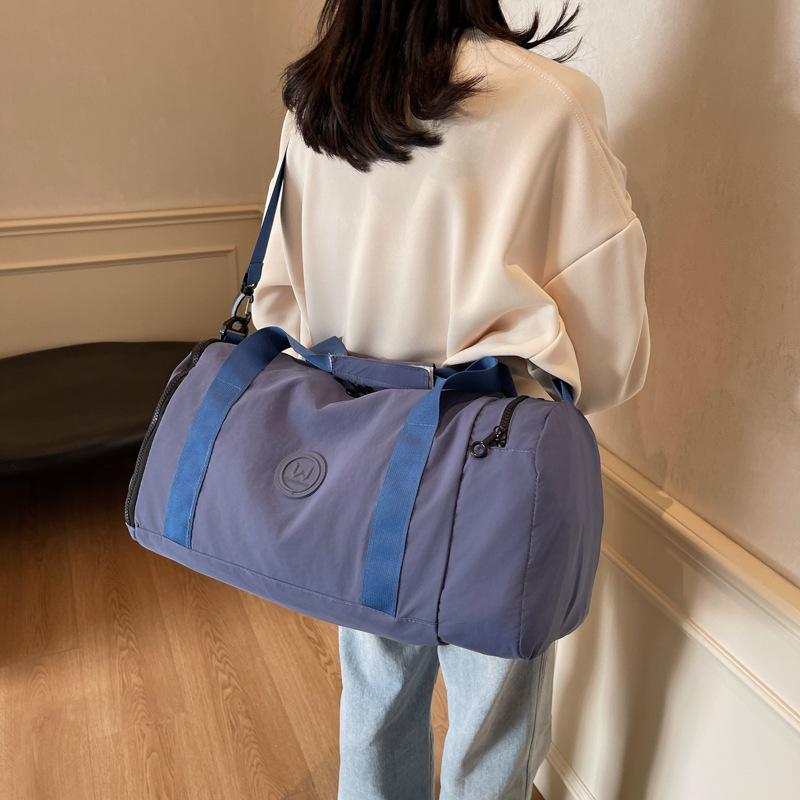 Women's multi-pocket classification design with shoe compartment, hand-held bag, wet and dry separation sports fitness bag, can cover the tie rod
