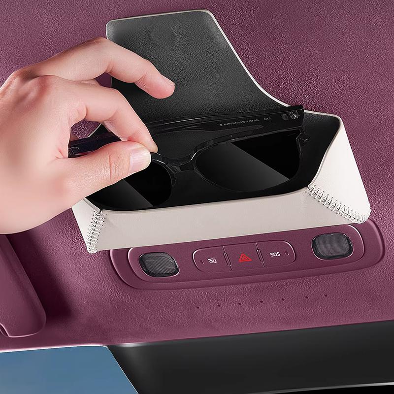 For Xiaomi YU7 2025-2026 Car Eyeglass Case Central Control Under Magnetic Suction Sunglasses Storage Box Automobile Supplies