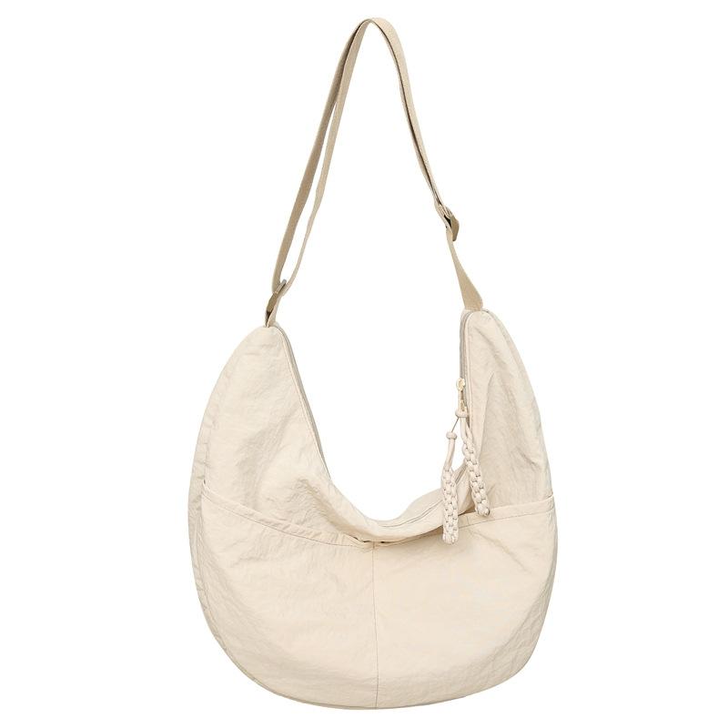 Fashion Versatile Men's and Women's Casual Bags Nylon Messenger Bags New Dumpling Bags Commuter Shoulder Bags