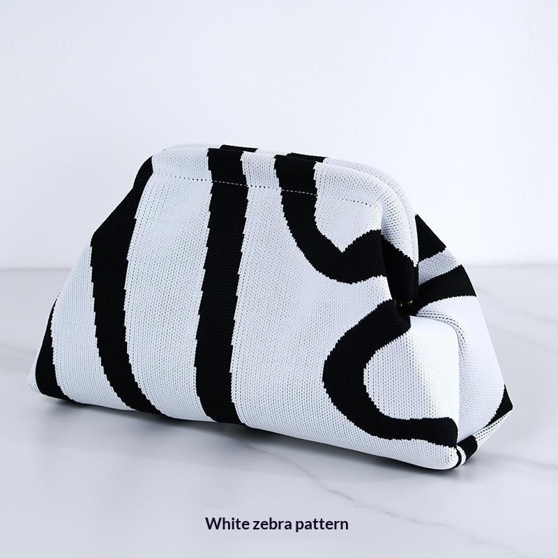 Polyester Cosmetic Clutch Bag Breathable Stain Resistant Large Capacity Makeup Bag for Ladies Daily Travel Gift