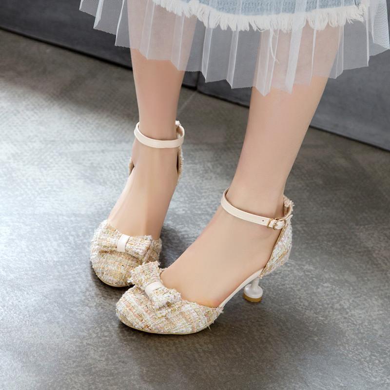 Baotou Sandalen Damen Sommer neu vielseitig dünner Absatz Schnalle einfach Farbe gewebt mittlerer Absatz Feenschuhe