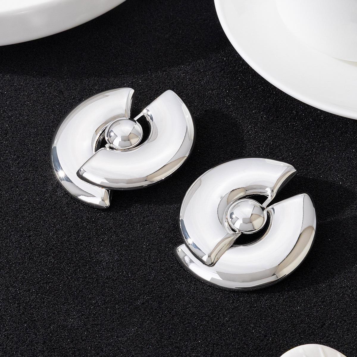 Glossy INS-Style Asymmetrical Semicircle Patchwork Earrings серебряный