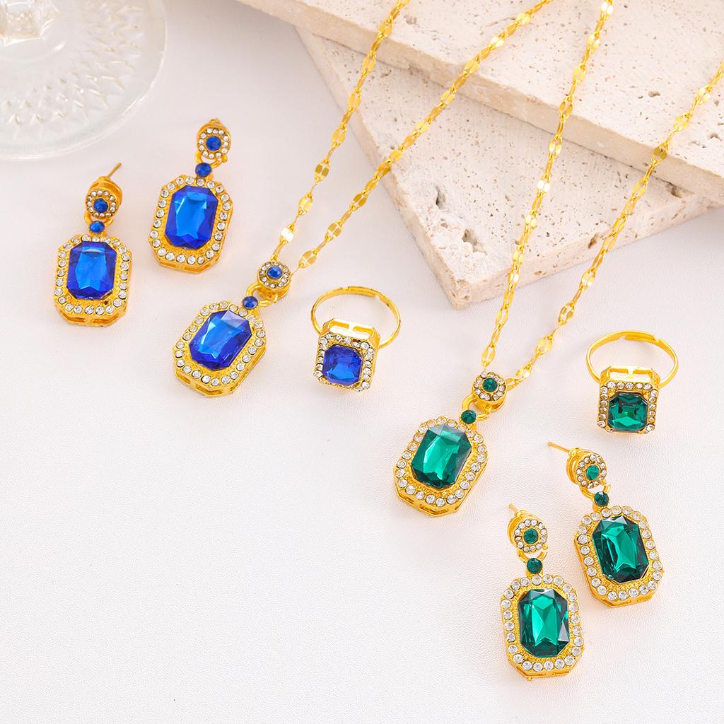 4PCS Sets Exquisite Quadrate Rhinestone Necklace Earrings Ring Zircon Set Charm Ladies Zircon Fashion Bridal Gifts for Women