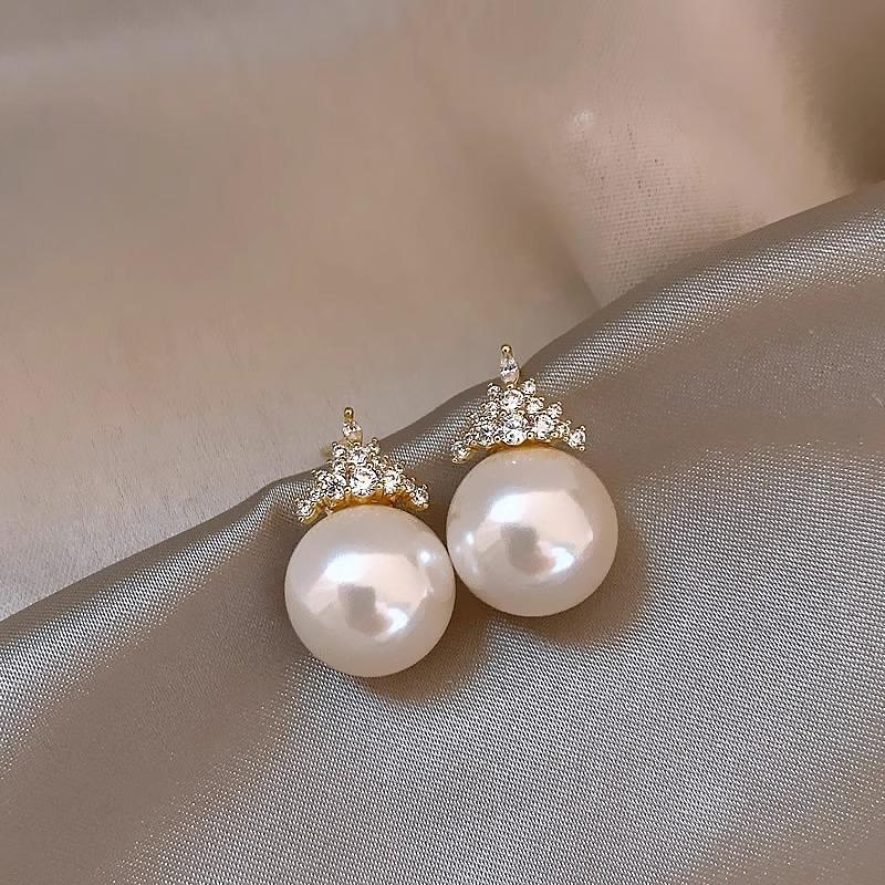 Female Retro Elegant Versatile Earrings