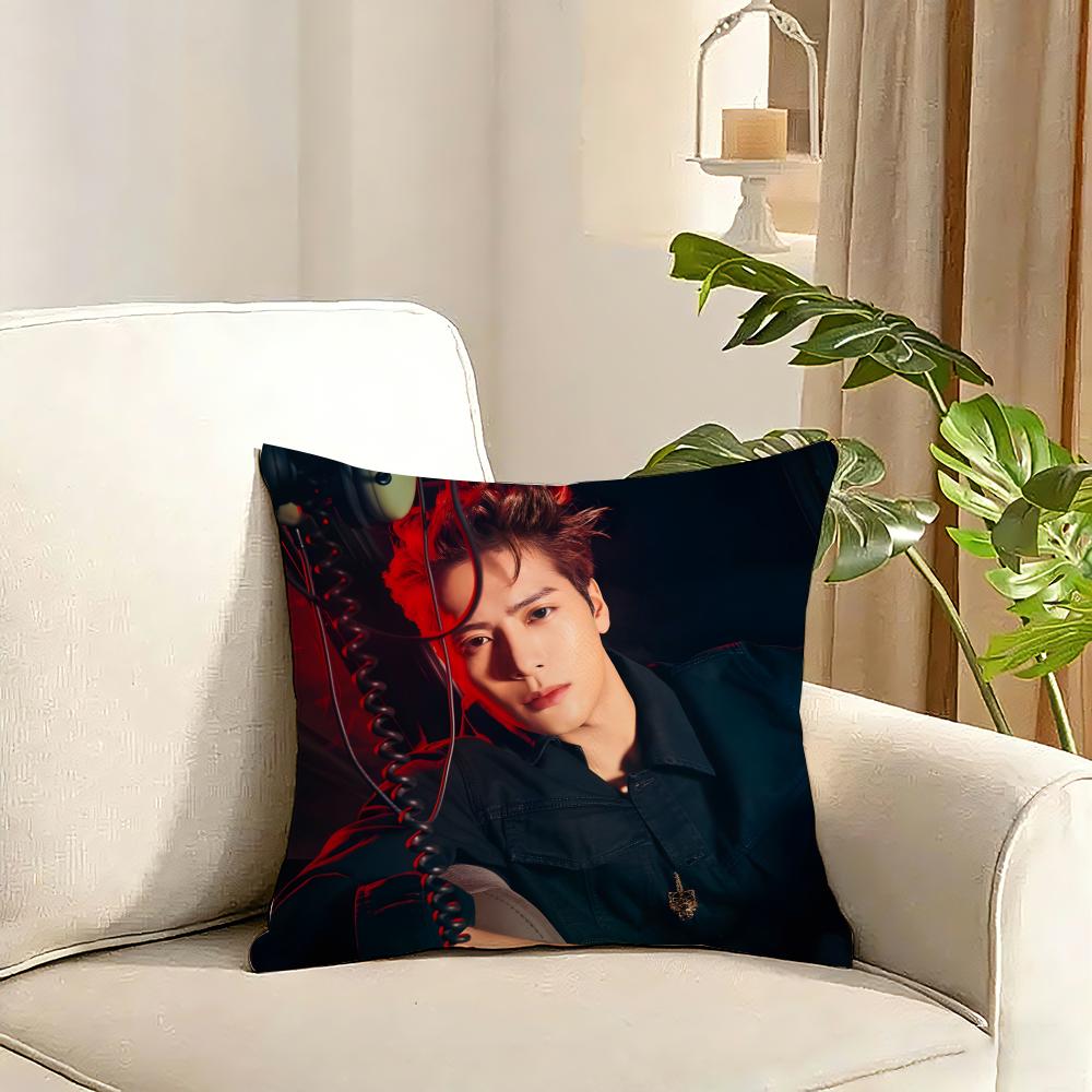 MMagic Man Cushion Cover Reversible Plush Pillow Cover Soft Fluffy Home Decor for Sofa Bedroom